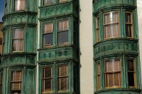  architecture : un immeuble près de Chinatown, à l'angle d Kearny et de Comombus avenue